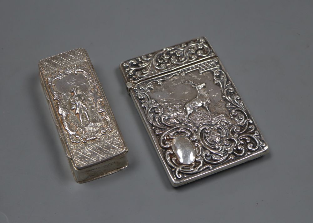 An Edwardian silver card case, embossed with a stag, Crisford & Norris, Birmingham, 1908 and a silver snuff box